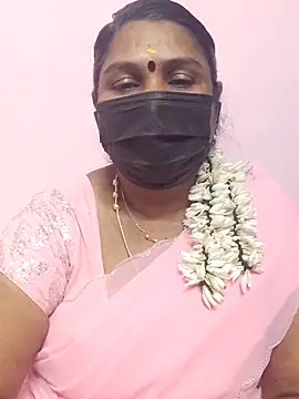 Snapshot of Tamil_Azhaghi25 chatting on September 28, 6:24 pm Tamil Azhaghi25 online show from September 28, 6:24 pm