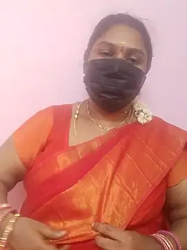 Snapshot of Tamil_Azhaghi25 chatting on September 20, 1:59 am Tamil Azhaghi25 online show from September 20, 1:59 am