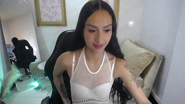 Snapshot of Tifany_v chatting on September 26, 8:17 pm Tifany v online show from September 26, 8:17 pm