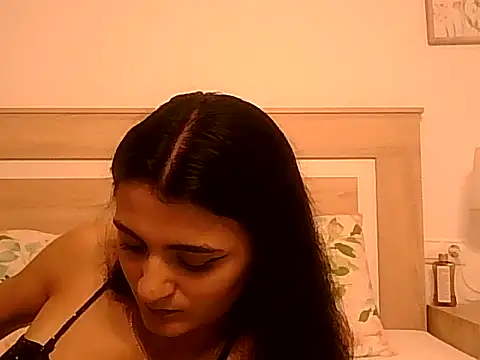 Ella0105 online show from September 8, 5:01 pm