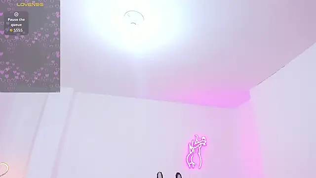 Snapshot of Miss_Francheska chatting on October 11, 12:41 pm Miss Francheska online show from October 11, 12:41 pm