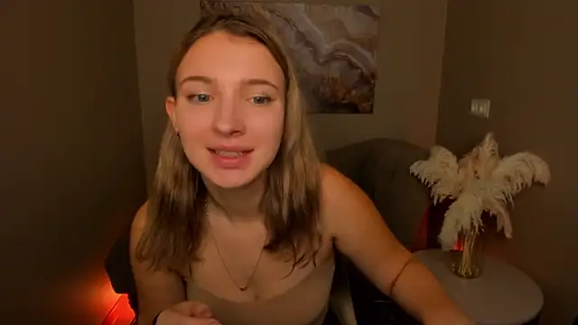 Snapshot of MilinaMorris chatting on September 24, 3:38 am MilinaMorris online show from September 24, 3:38 am