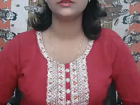 Hott Noor online show from October 13, 5:37 pm