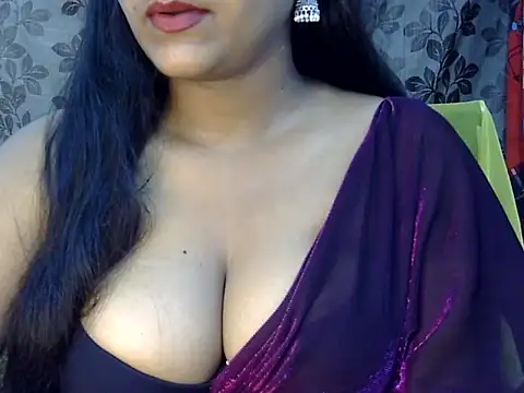 Hott Noor online show from September 23, 4:38 pm