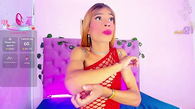 Snapshot of aura-monet chatting on September 14, 2:53 am aura-monet online show from September 14, 2:53 am