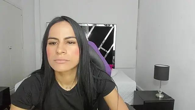 Snapshot of charlotthe_ee chatting on September 22, 6:39 pm charlotthe ee online show from September 22, 6:39 pm