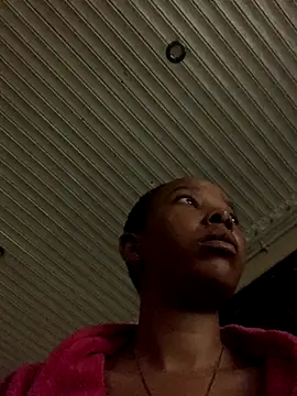 Pretty Beauty online show from November 6, 6:25 pm