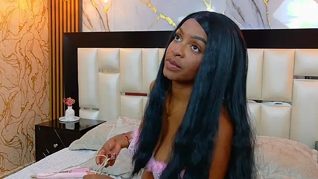 JanneCooper online show from April 9, 7:30 pm