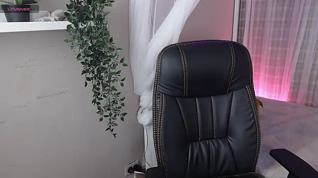 Mystic blue online show from November 20, 12:50 pm