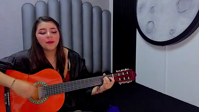 Charlotte-Star online show from November 26, 8:43 pm