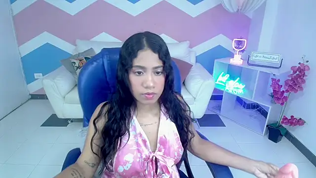 tiny luxe online show from September 12, 11:45 pm