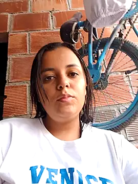 Snapshot of Naugthy-Mey chatting on October 31, 1:59 pm Naugthy-Mey online show from October 31, 1:59 pm