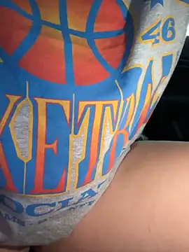 reinalatinaVIP online show from March 23, 7:31 pm