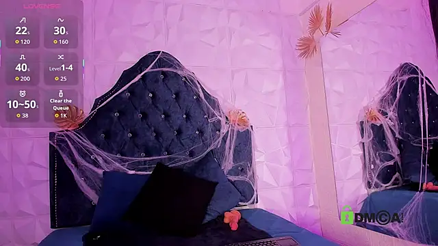 Snapshot of _mia_milf_ chatting on October 11, 11:51 pm  mia milf  online show from October 11, 11:51 pm