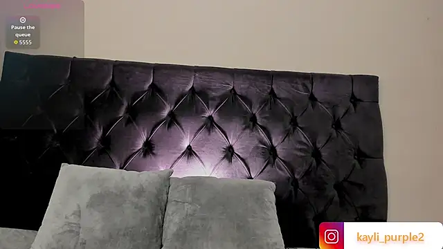 Snapshot of kaylii_purple chatting on October 7, 4:39 am kaylii purple online show from October 7, 4:39 am