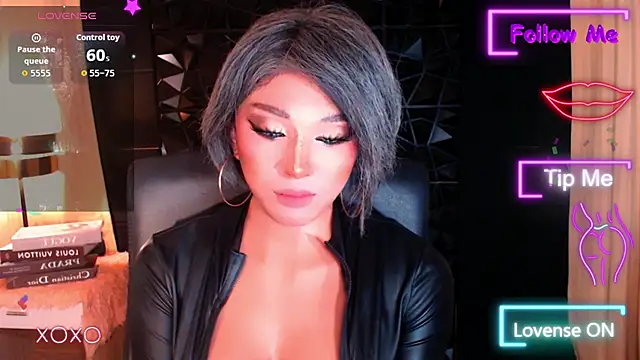 Snapshot of xUrGoddess_Bellax chatting on October 29, 2:20 pm xUrGoddess Bellax online show from October 29, 2:20 pm