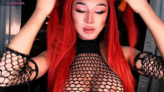 Snapshot of xUrGoddess_Bellax chatting on October 19, 2:13 am xUrGoddess Bellax online show from October 19, 2:13 am