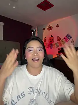 MyHoneyFrida online show from October 9, 2:59 am