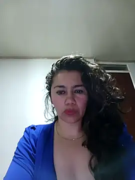 sexy-latina1 online show from October 8, 5:23 am