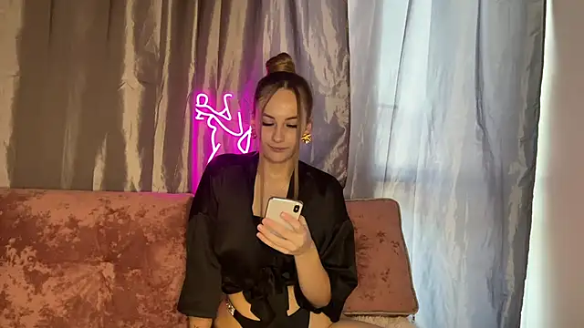 Hailey  juice online show from September 17, 12:03 pm