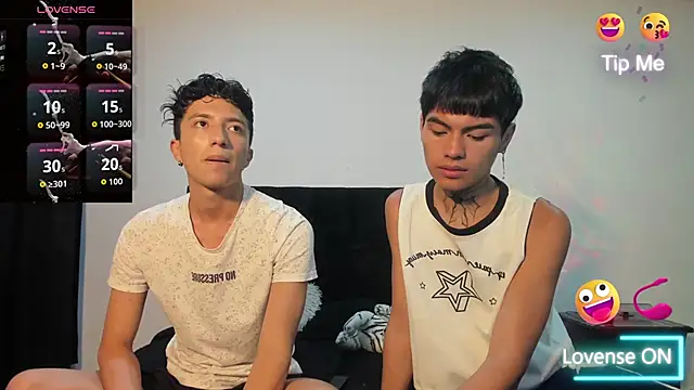 mhatias  online show from October 27, 1:23 am