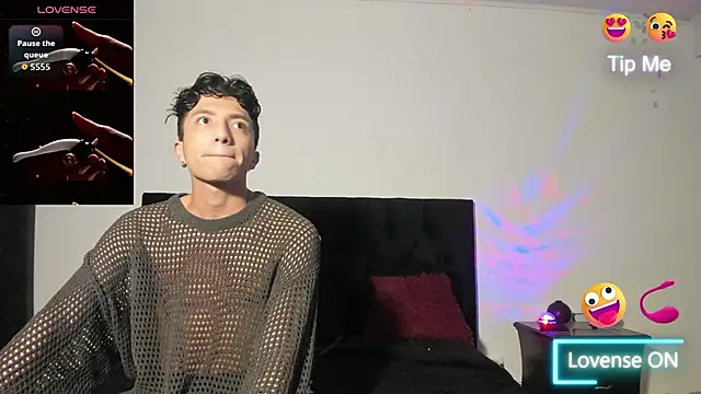 mhatias  online show from October 25, 6:10 am