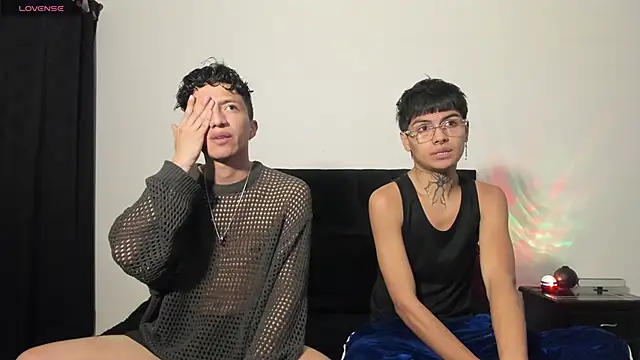 mhatias  online show from October 21, 6:39 am