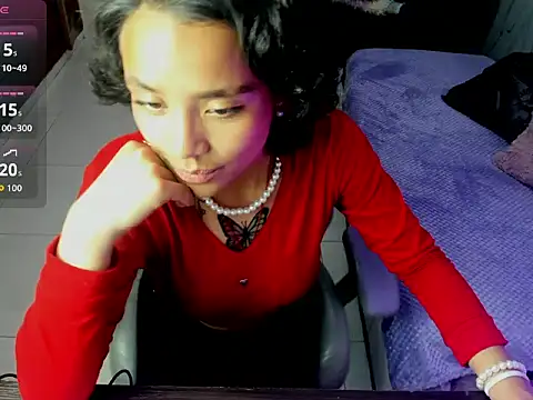 SexyValkyrie1 online show from September 11, 4:24 am