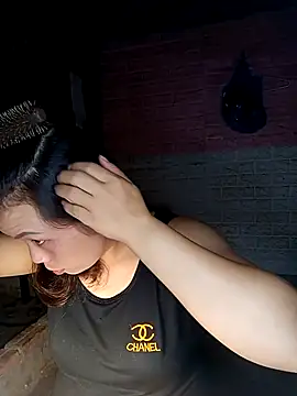 KumChyn online show from November 4, 1:38 pm