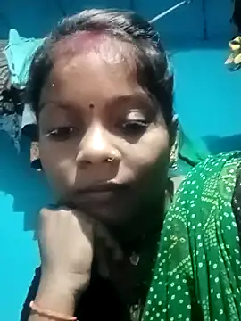 Snapshot of Hema4545 chatting on October 7, 8:19 am Hema4545 online show from October 7, 8:19 am