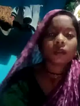 Snapshot of Hema4545 chatting on October 8, 8:29 am Hema4545 online show from October 8, 8:29 am