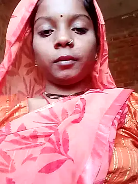 Snapshot of Hema4545 chatting on October 14, 9:45 am Hema4545 online show from October 14, 9:45 am