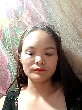 Snapshot of xinhxinhcute chatting on September 21, 2:05 pm xinhxinhcute online show from September 21, 2:05 pm