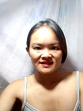 Snapshot of xinhxinhcute chatting on October 19, 10:34 pm xinhxinhcute online show from October 19, 10:34 pm