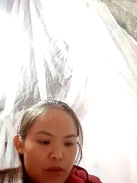 Snapshot of xinhxinhcute chatting on October 6, 10:21 am xinhxinhcute online show from October 6, 10:21 am