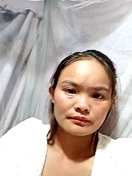 Snapshot of xinhxinhcute chatting on October 5, 9:36 am xinhxinhcute online show from October 5, 9:36 am