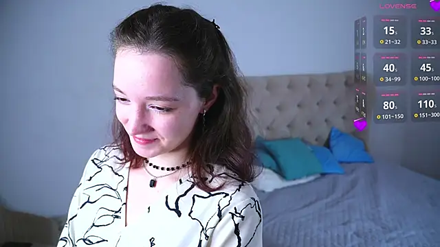 RolandaFolkes online show from October 14, 4:48 am