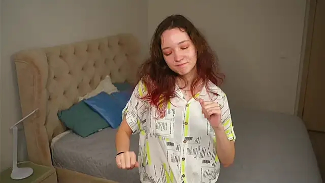 RolandaFolkes online show from September 9, 4:34 am