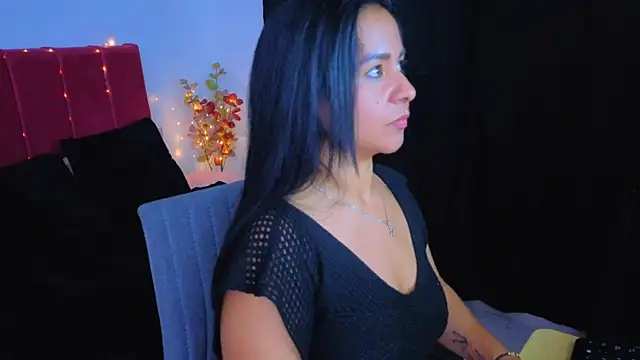 VioletaMedusa online show from October 22, 1:32 am