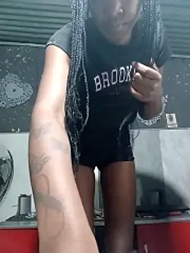 slimbabe20 online show from April 25, 2:03 pm
