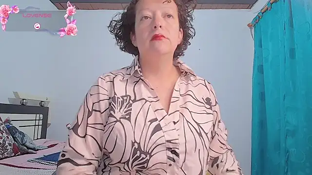 Snapshot of Miss_Oriana chatting on October 1, 4:34 pm Miss Oriana online show from October 1, 4:34 pm