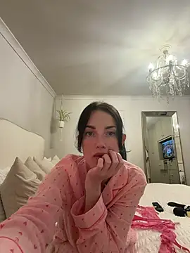 Remirosee online show from February 14, 8:55 pm