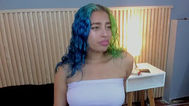 Cristal r4ven online show from September 17, 9:35 pm