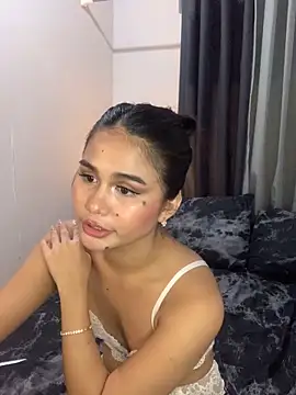 Snapshot of AngelHille chatting on September 26, 8:50 pm AngelHille online show from September 26, 8:50 pm