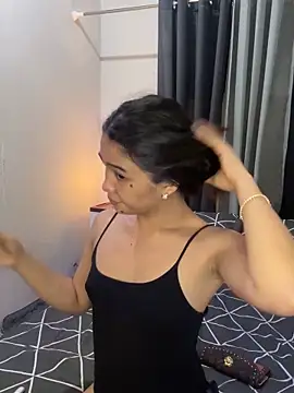 Snapshot of AngelHille chatting on October 30, 9:38 pm AngelHille online show from October 30, 9:38 pm