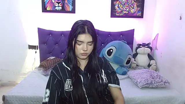 Emma yui19 online show from April 14, 12:00 am