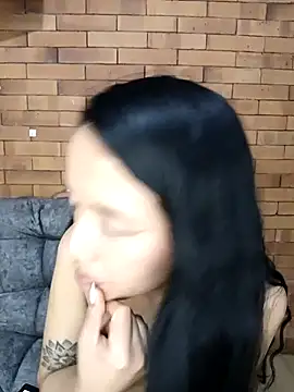 MiaForever1 online show from April 7, 4:47 am