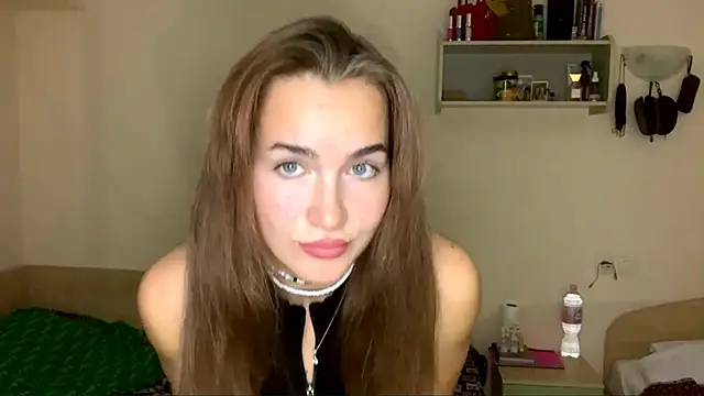 BunnyTiedeman online show from October 17, 4:43 pm