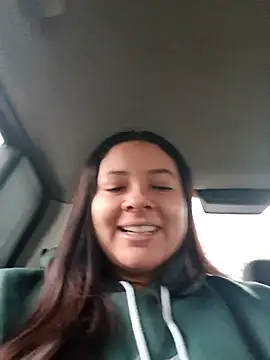 Snapshot of SophieCurves chatting on October 14, 7:16 pm SophieCurves online show from October 14, 7:16 pm