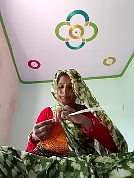 Snapshot of Sharma_pooja chatting on September 9, 5:40 am Sharma pooja online show from September 9, 5:40 am